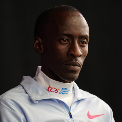 Marathon record holder Kiptum dies in car crush